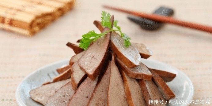 心脑血管|日本专家:这样吃苹果,“翻倍”降血脂,早知,血液更“清澈”