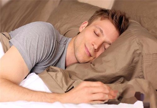 <p>方法/步骤6:</p><p>戒撸:</p><p>尤其是青少年,一定要戒撸管,撸管对身体的伤害最大,偶尔一次还可以,如果上瘾,成为习惯,那真的是后患无穷,要把注意力用到学习上来,多参加文体活动,不看垃圾书籍。</p>