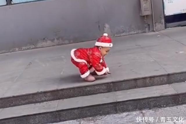 营养品|外婆想“挖坑”给宝宝跳,可小家伙就是不上当,网友:也太聪明了