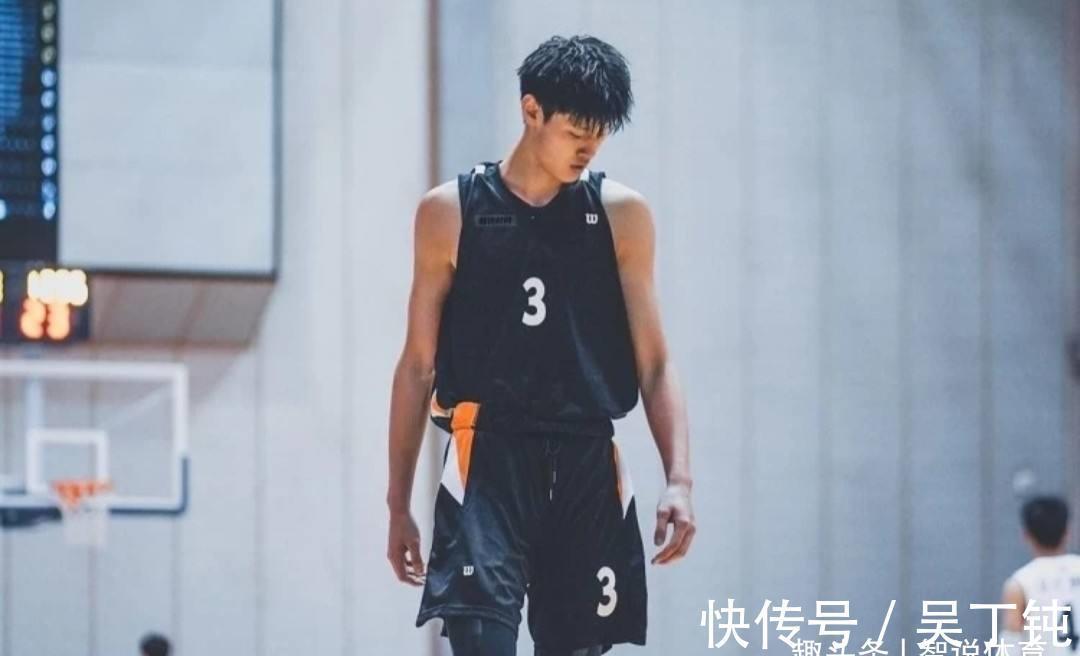 广东队|杜锋拒绝任人唯亲!全新男篮浮出水面:6出6进,“嫡系”遭放弃