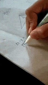 |搞笑GIF段子:妹子,整天摇来摇去,我怎样上课啊