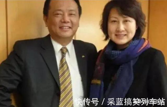 節(jié)目中張凱麗與女兒鬧翻,24歲張可盈直接崩潰,胡兵連忙安慰