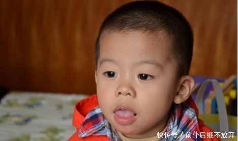 东东|儿科主任提醒,孩子积食,身体信号“藏”不住,父母别大意忽视