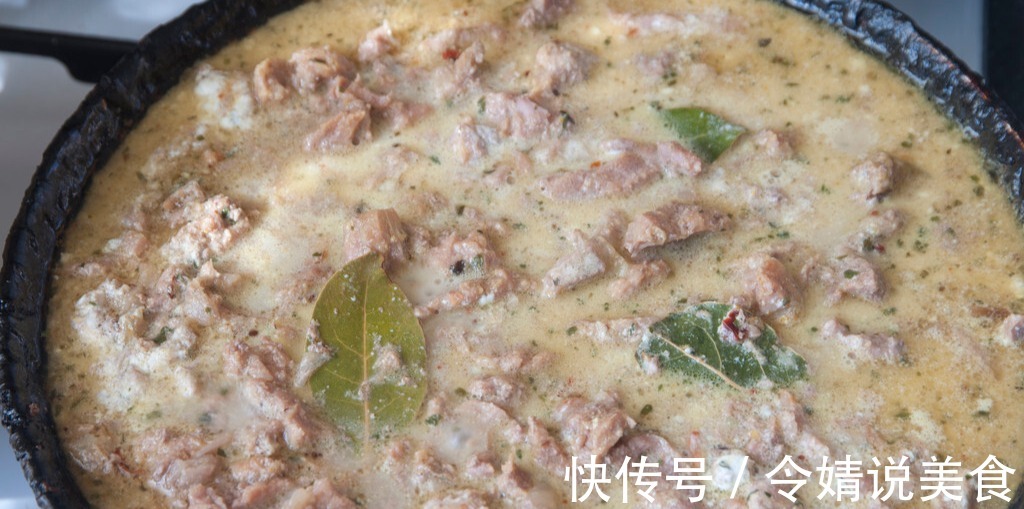 煮肉时浮出的白色浮沫是什么要捞出来吗医生一文告诉您为什么