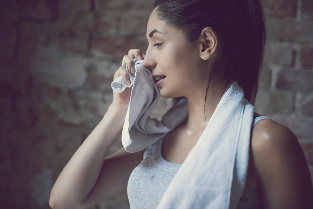 氨基酸|女人到40岁后,2种水果可劲儿吃,平稳过更年期,帮助保持容颜