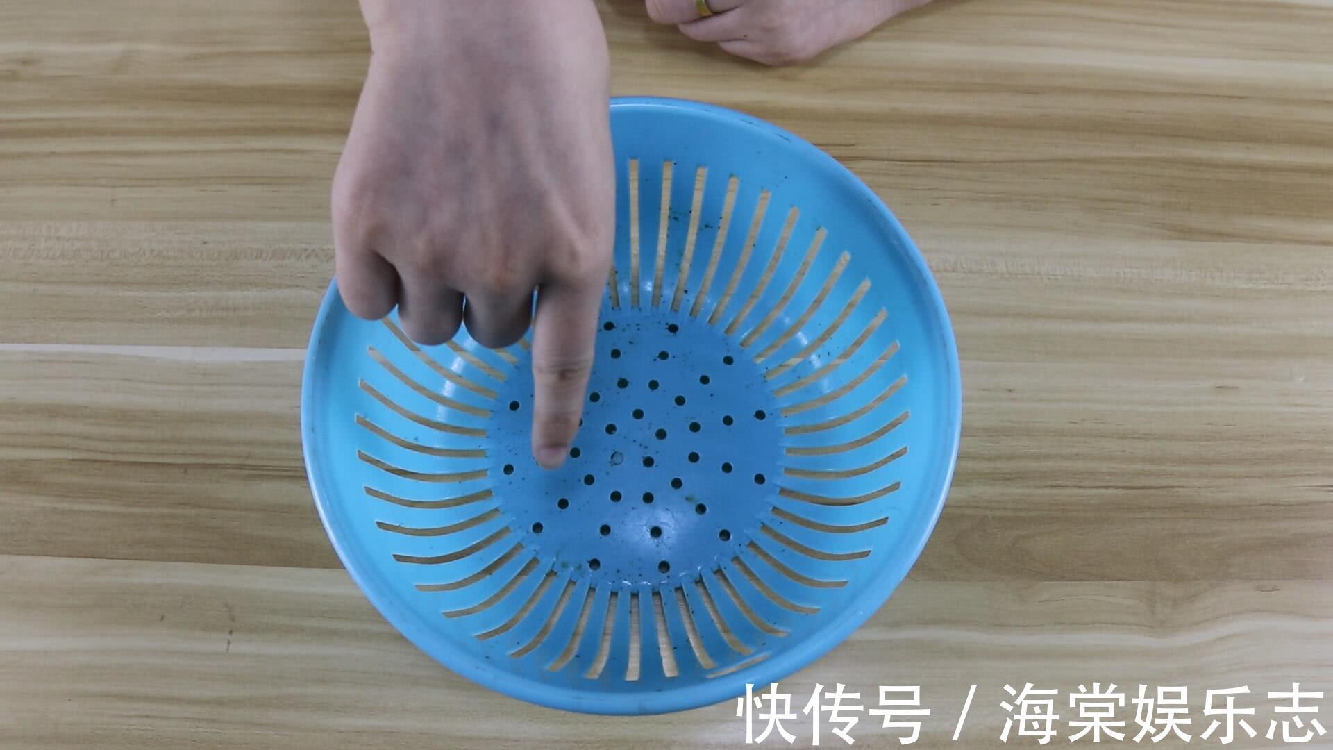 妙招妹|菜篮子又黑又脏，只要用它泡一泡，10分钟就能焕然一新，真实用