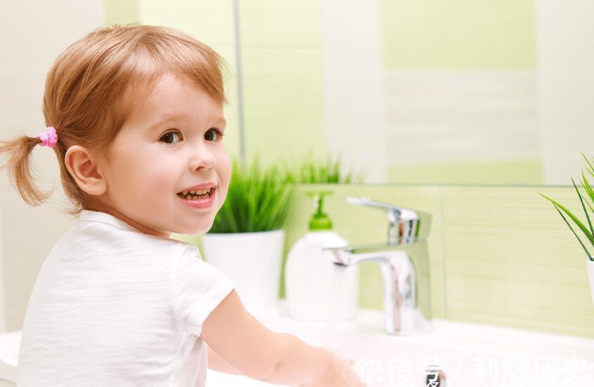 关键时刻|让孩子养成良好的卫生习惯,在关键时刻,就会知道有多么重要