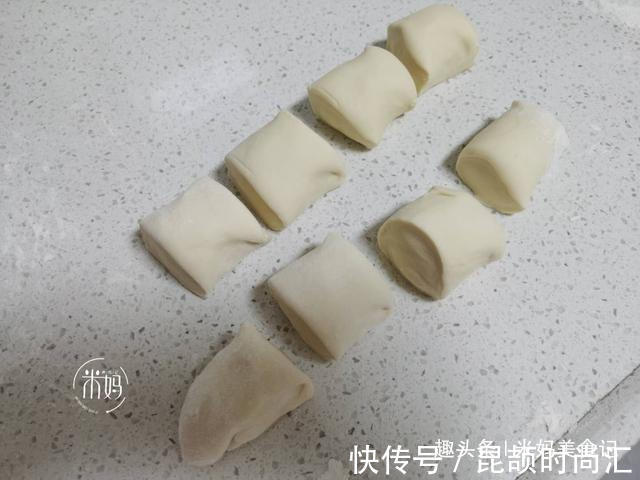 馒头|我家面粉从不蒸馒头,试试这做法,1次做8个,出锅瞬间扫光,赞