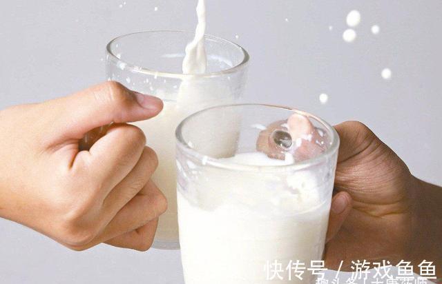骨钙|牛奶、羊奶到底哪一个更补钙？做好3事，养护骨骼，80岁也不显老