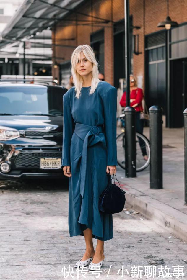 黄黑皮的女生,怎么穿才显气质这3个配色法则了解一下,太实用