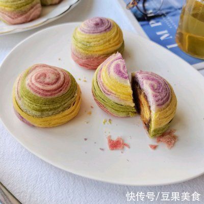 彩虹螺旋酥,层层起酥,吃一口唇齿留香