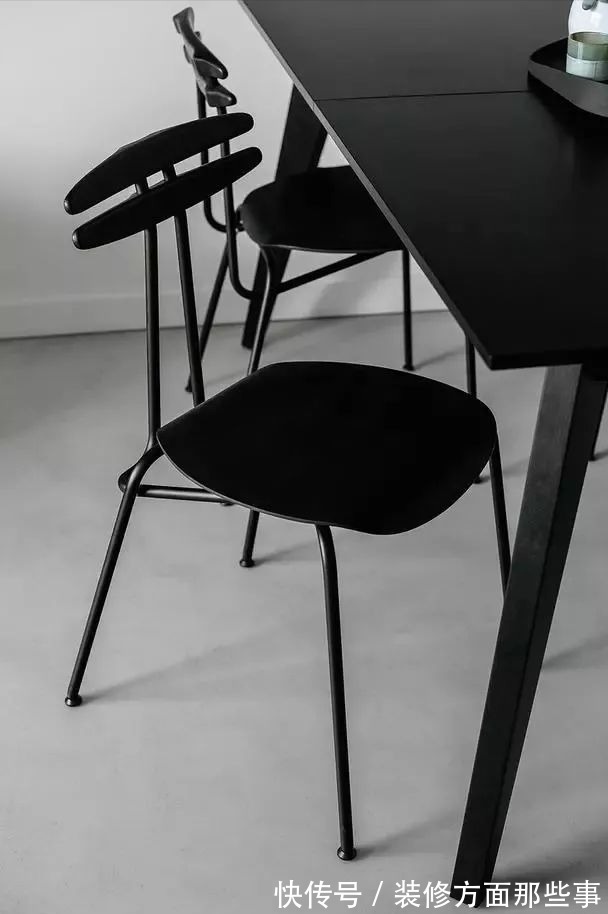 推拉门|41平黑白灰调一室一厅设计,空间虽小居然不拥挤,真奇怪