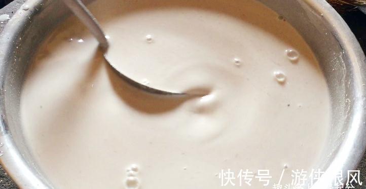 童年记忆|爷爷老配方做凉粉，一次做3盆，爽滑筋道，越吃越想吃，给肉不换