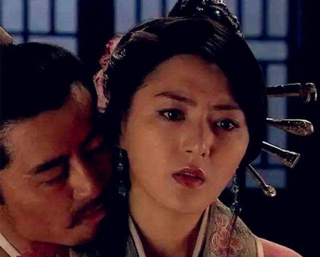 周娥皇|皇后貌美如花，皇帝发现小姨子倾国倾城，揽入后宫不久亡国