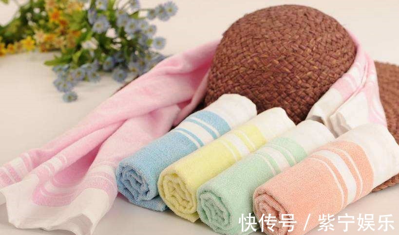 毛巾用久又臭又滑,这样清洗跟新买的一样,难怪聪明人都这么做