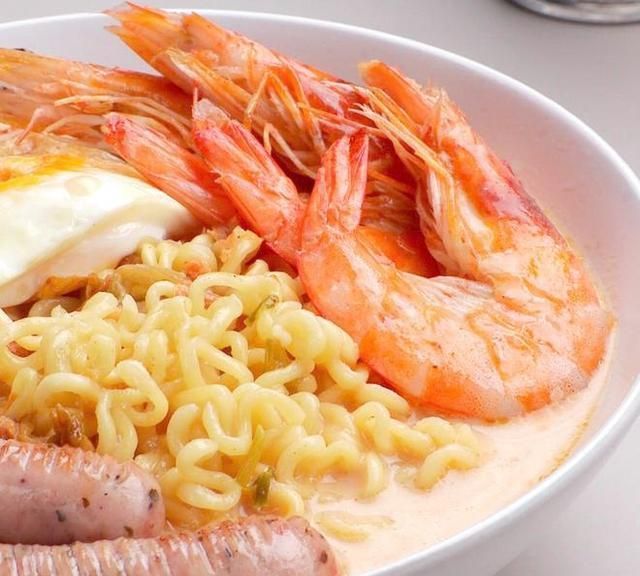 便面的做法|方便面的8种别样吃法,有颜又美味,保证让你舔完最后一滴汤!