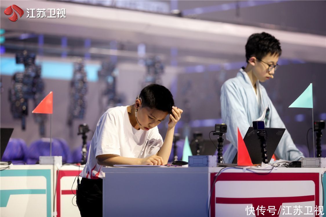 超腦少年團(tuán)|江蘇衛(wèi)視推益智IP新品《超腦少年團(tuán)》探索“未來(lái)之力”