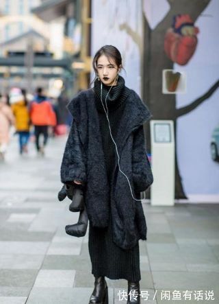 大衣 中年女人穿大衣时,经常会进入这3个“误区”,容易显老还没气质
