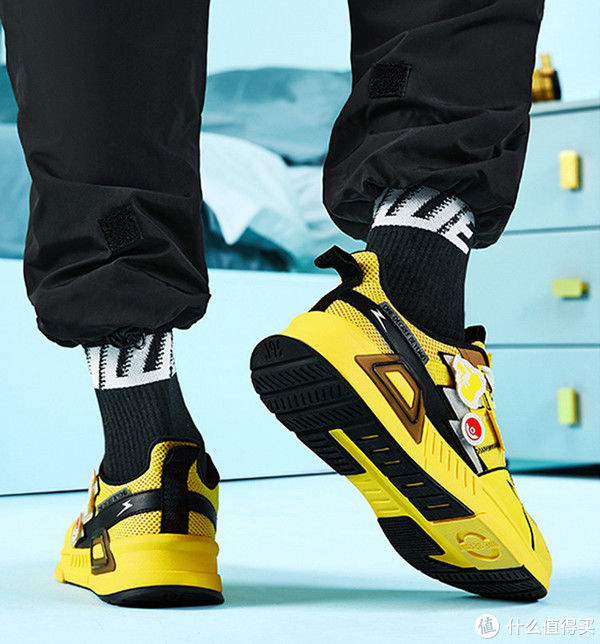 折扣|从故宫到漫威——唯品会值得买的联名款球鞋