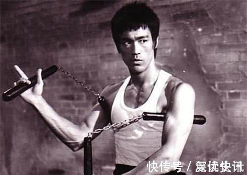 李小龙|黄泽民单挑李小龙,怀胎八月的老婆琳达观战,没想到三分钟败北!