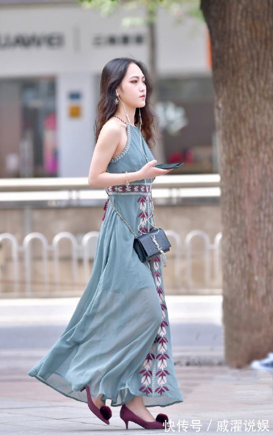 雪纺连衣裙 女生的气质穿搭,一袭雪纺连衣裙,尽显女性的温婉优雅