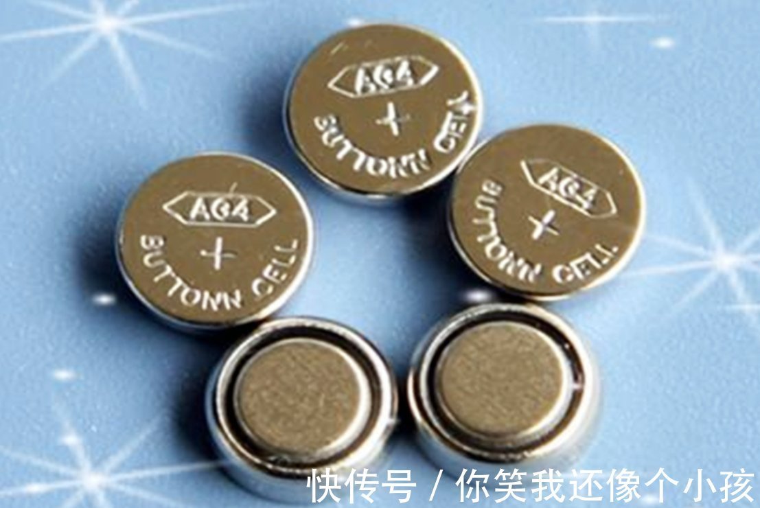 纽扣电池|2岁娃一个动作,7天后住院动了手术,孩子的这种行为家长要警惕