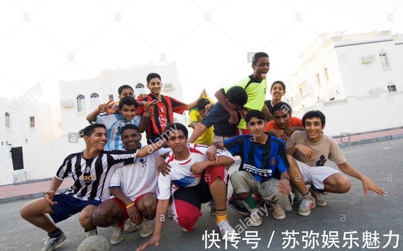 阿曼队|国足输澳大利亚很正常,人家全是归化球员,那阿曼为何能击败日本
