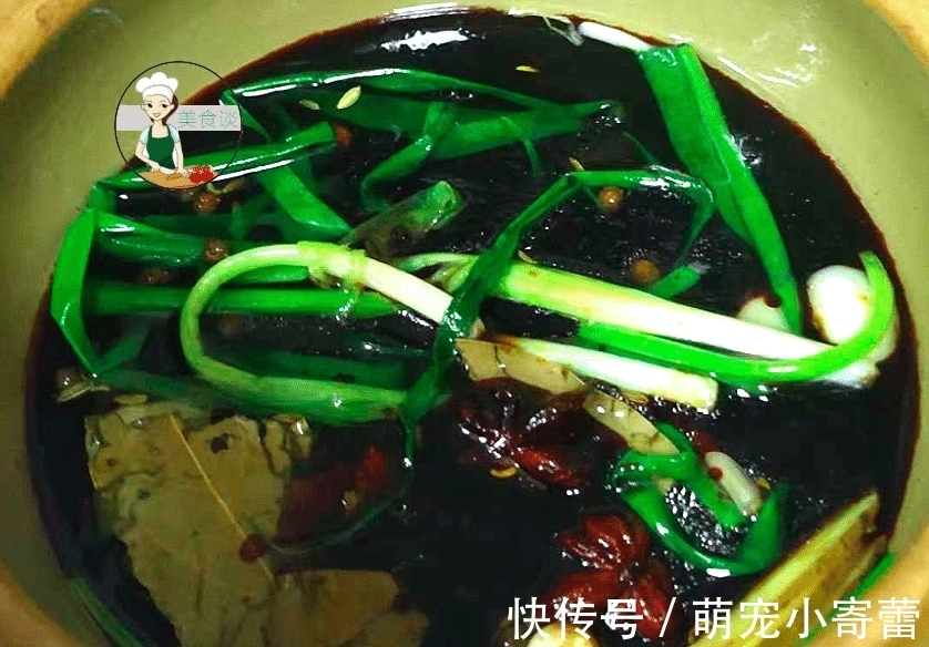 秋天吃牛羊肉不如吃它，35元一条，煮好切片淋上料汁，滋补又馋人