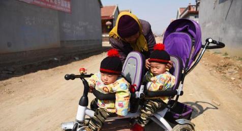 出优秀的孩|那些不读书的家长,在“拼命”育儿,还自以为为了孩子付出很多