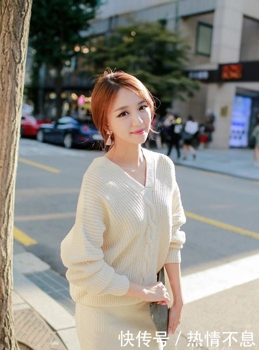 气质女神引领时尚,丰盈饱满的身材,十分吸睛