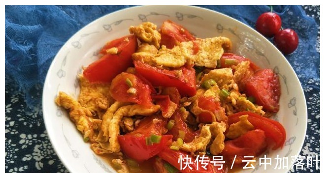 西红柿|西红柿炒鸡蛋时，加糖还是加盐调料放对了，西红柿和鸡蛋都好吃！