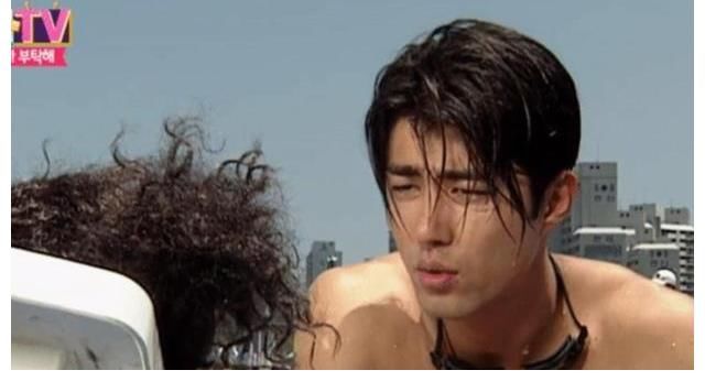 渔村篇|男人味爆棚，却人称煮饭大婶，22岁开始做后爹的车胜元不简单