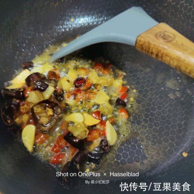 泡椒白菜梗|好吃的泡椒白菜梗，是不是很有食欲呀
