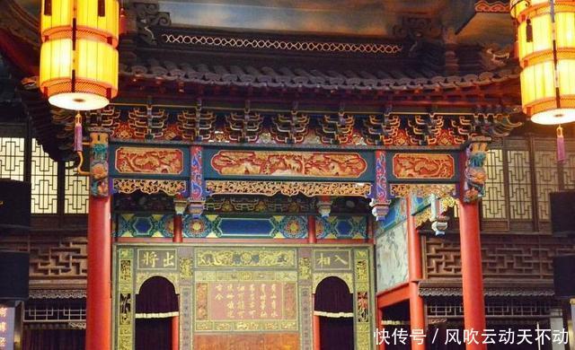 离开|“慈禧老佛爷的干儿子”被小兵扇了一耳光，默默离开！