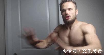 做俯卧撑|俯卧撑存在这7个错误，是练不大胸肌的