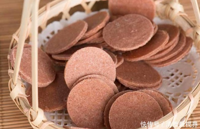 孩子|儿科医生点名3种零食不能吃,孩子积食难长个,家长别不当回事!