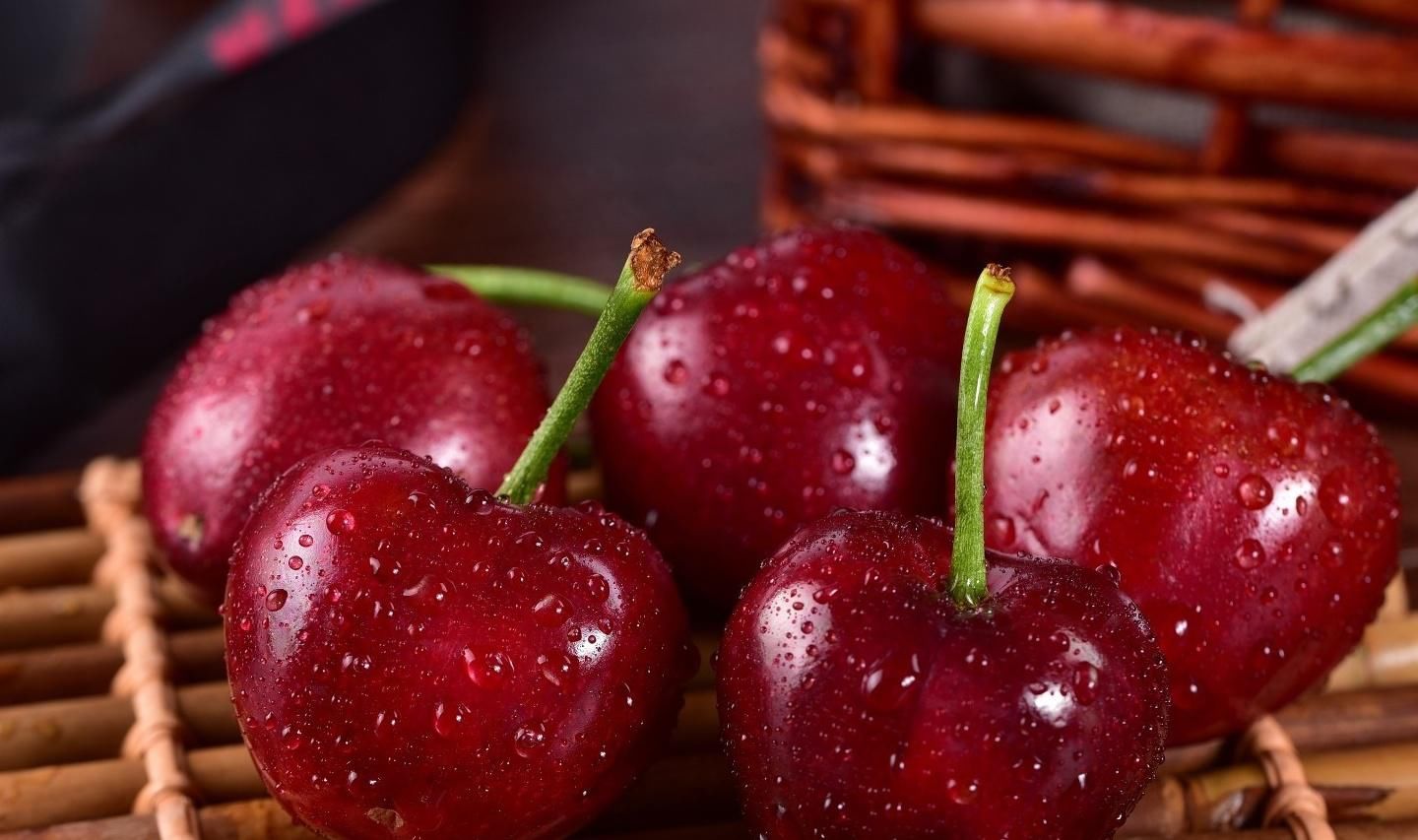 营养物质|孕期，这三种水果即使再贵，孕妈也别不舍得吃，都是为了宝宝好