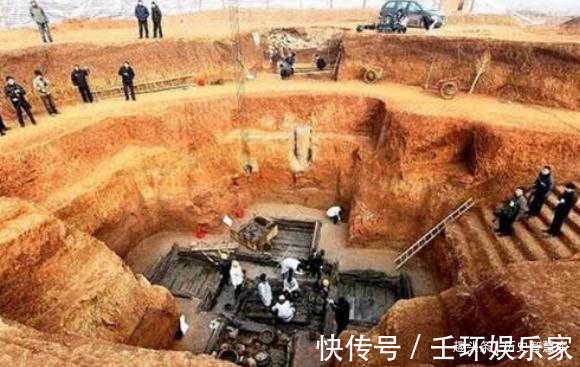 司马焕!2003年,5岁新娘在古墓中被发现,戴11枚金戒指,坐棺千年