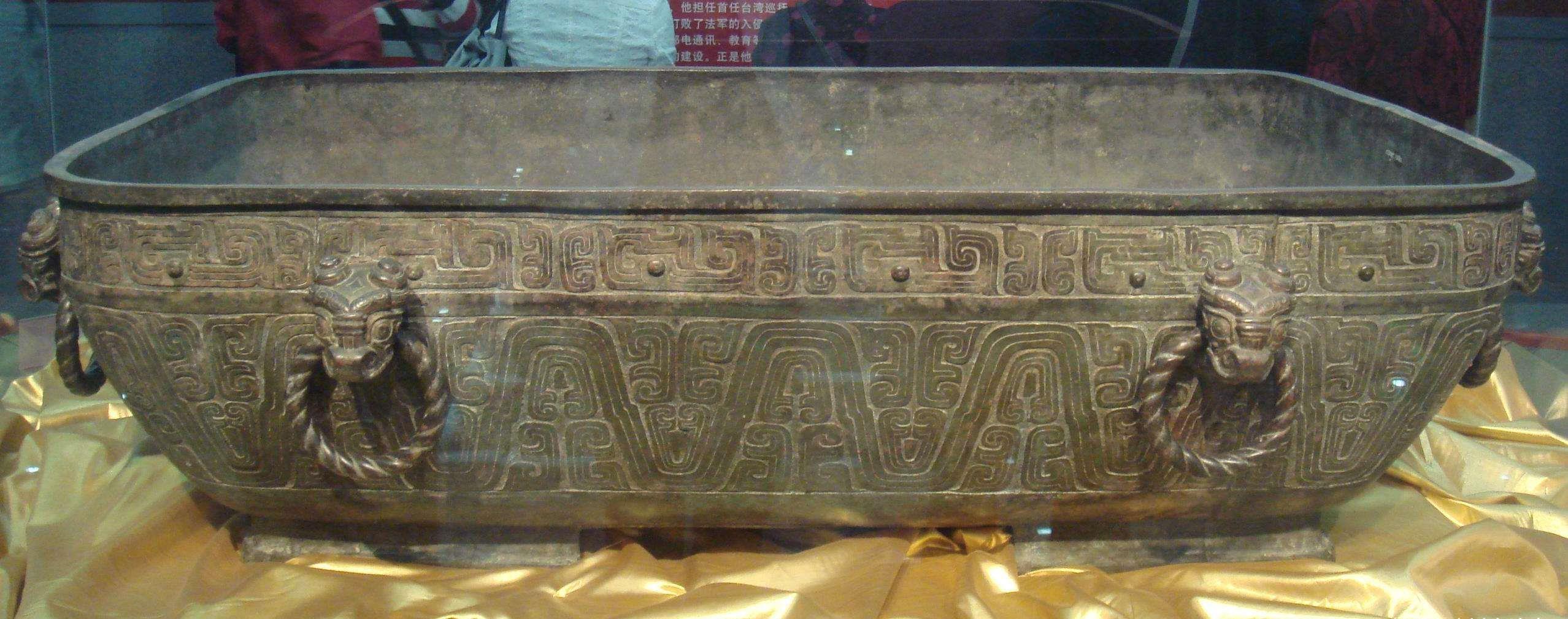  国博七|国博七大镇馆之宝，全都禁止出境展览，两件曾被当成鸡食盆和马槽