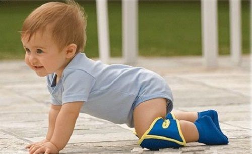 锻炼宝宝肢|先爬后走的孩子,和不爬就走的孩子有何不同将来3方面差距明显