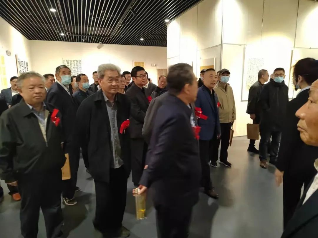 滕州博物馆!“木语有声”—袁家峰书法作品展在滕州博物馆隆重开幕