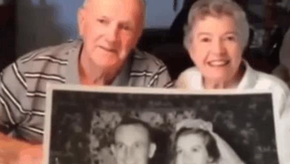 年前|这对老夫妇60年前就把蛋糕保存起来了,每年都要切一次,说蛋糕还是很好吃的