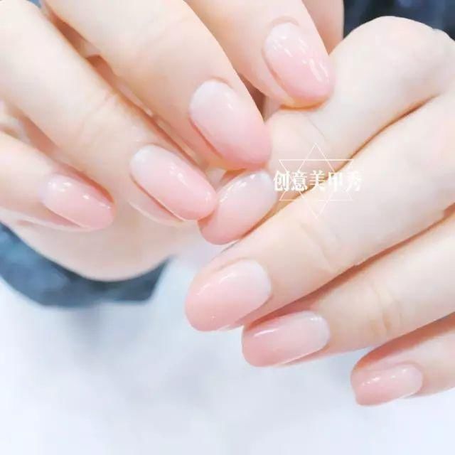 春天的透明系渐变美甲，和你一样美~