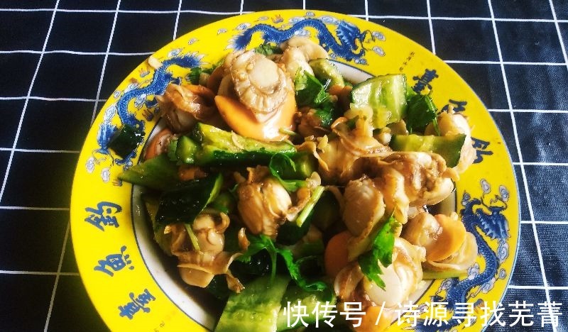 三伏天，喝酒配什么菜好这10道下酒菜有荤有素，啤酒白酒都配！