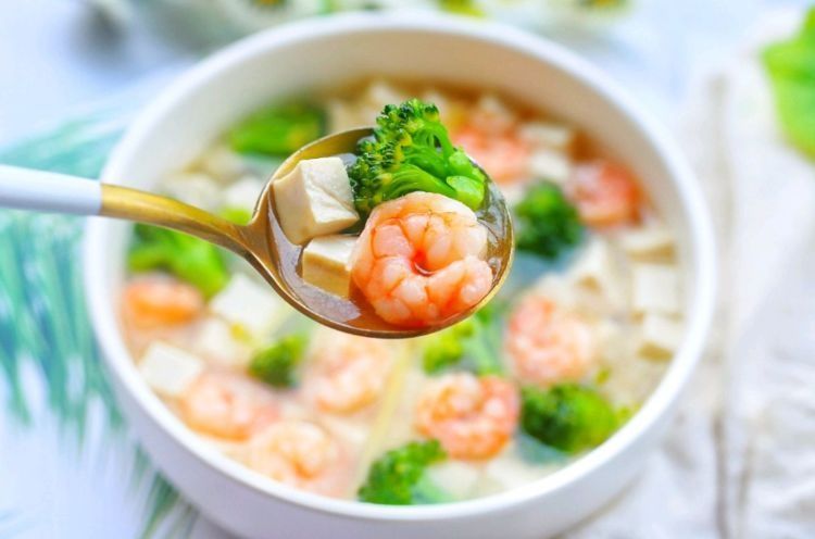 天冷了多喝些热汤,分享4道热汤的做法,好吃又好做,不学可惜了