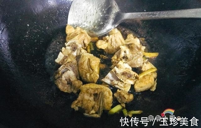 排骨|家常补钙菜,我每周都会烧一盘,孩子吃了,身高使劲长!