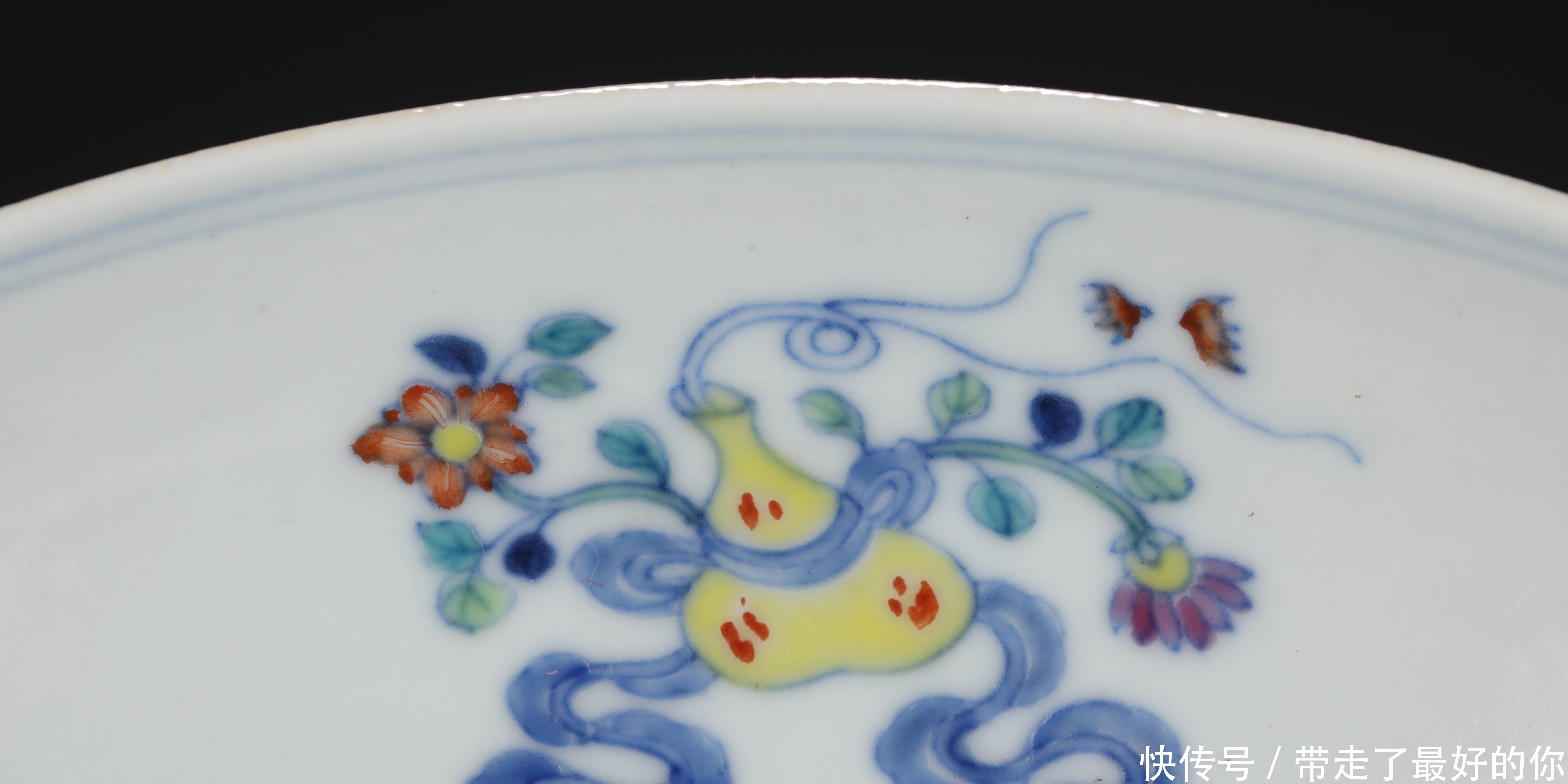 斗彩缠枝|官窑《大清乾隆年制》乾隆 斗彩缠枝花卉暗八仙纹折腰盘