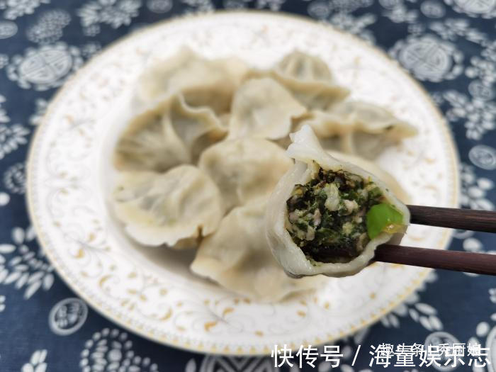 4月包饺子就用此菜,手脚冰凉的女性朋友要多吃,比芹菜韭菜还鲜