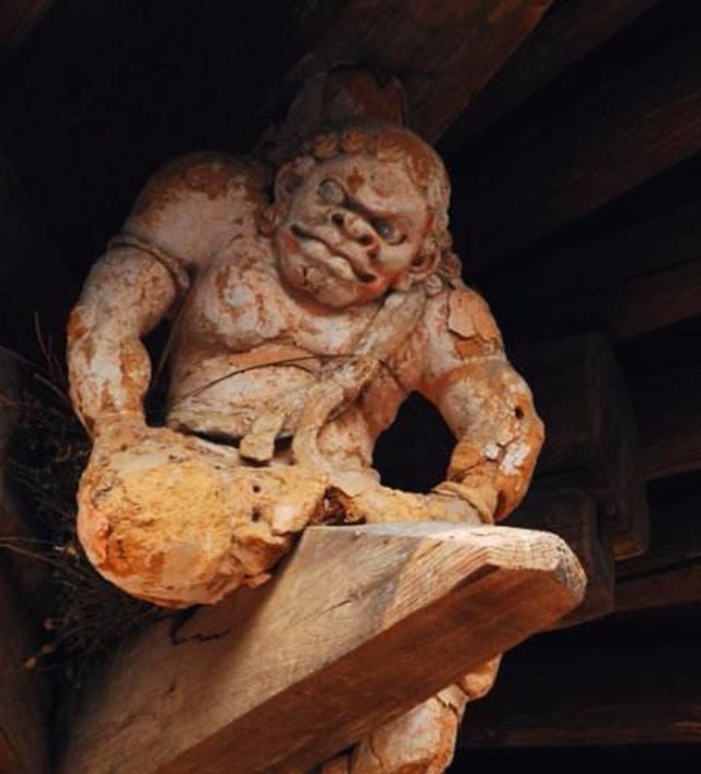 斗拱!古代建筑的檐子下面,竟藏有谜一样的“角”神,这是怎么一回事