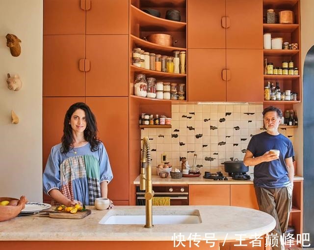 沙发架|温暖又复古的焦糖色,藤编搭配,浪漫夫妻轻松优雅的休闲场所!